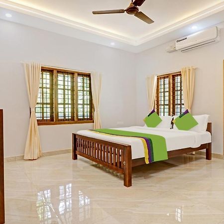 Itsy Hotels Palm Grove By D2V Kochi Buitenkant foto