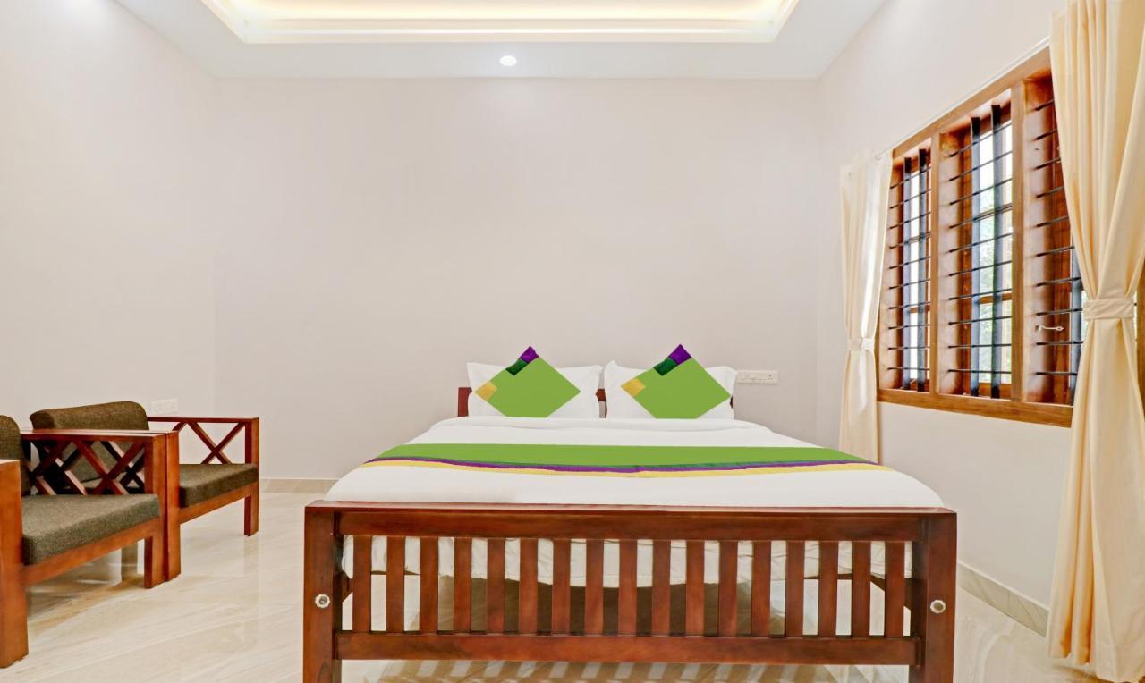 Itsy Hotels Palm Grove By D2V Kochi Buitenkant foto