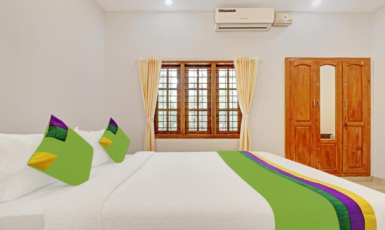 Itsy Hotels Palm Grove By D2V Kochi Buitenkant foto